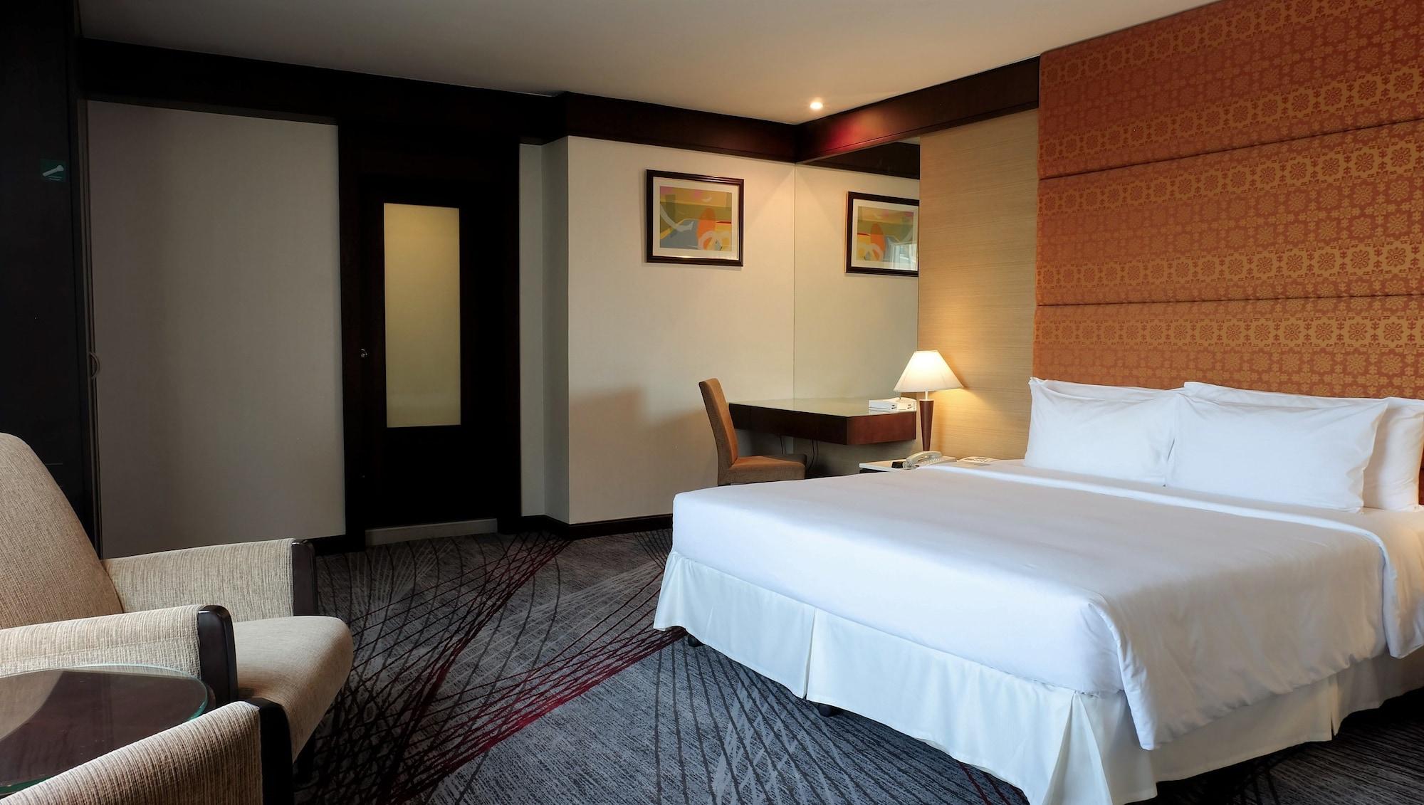 Zenith Sukhumvit Hotel Бангкок Екстер'єр фото