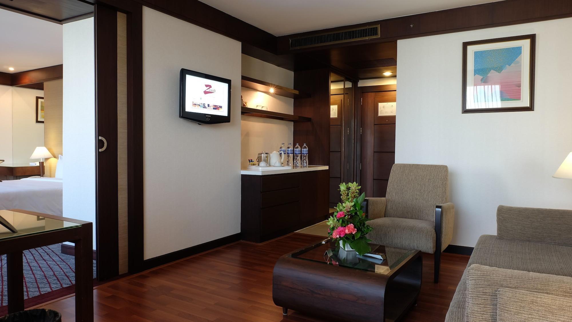 Zenith Sukhumvit Hotel Бангкок Екстер'єр фото
