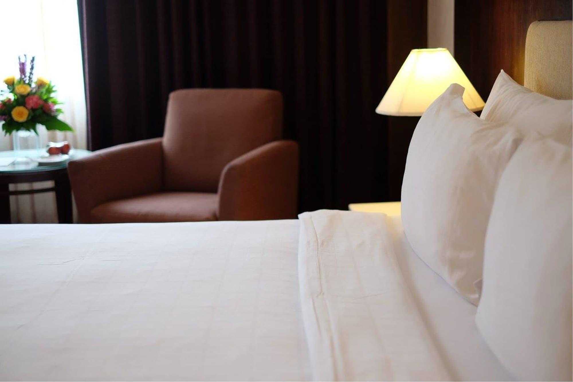 Zenith Sukhumvit Hotel Бангкок Екстер'єр фото