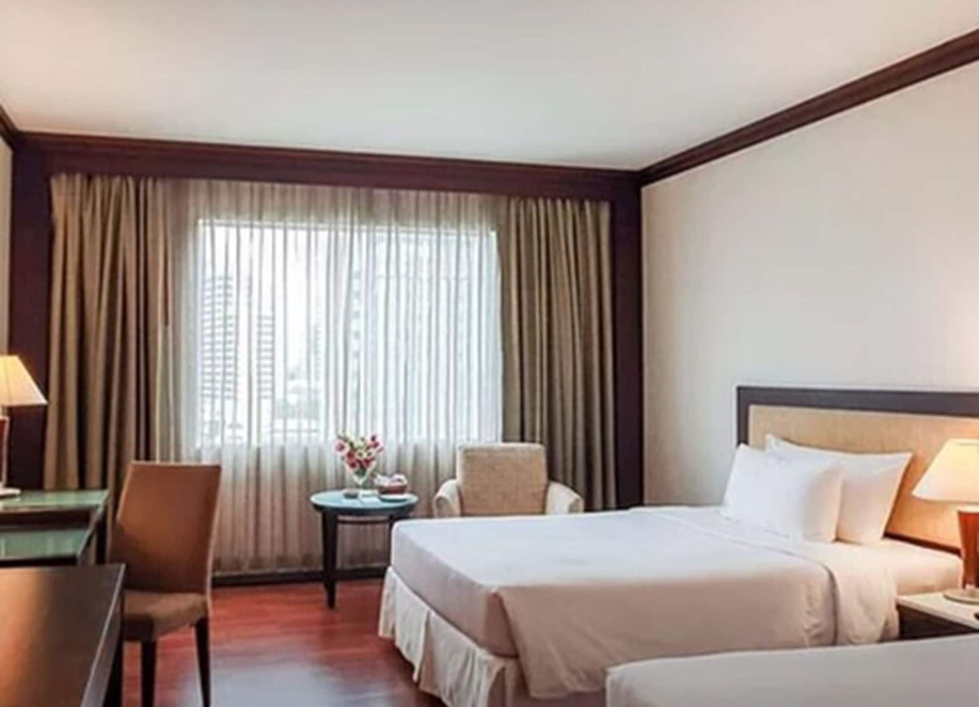 Zenith Sukhumvit Hotel Бангкок Екстер'єр фото