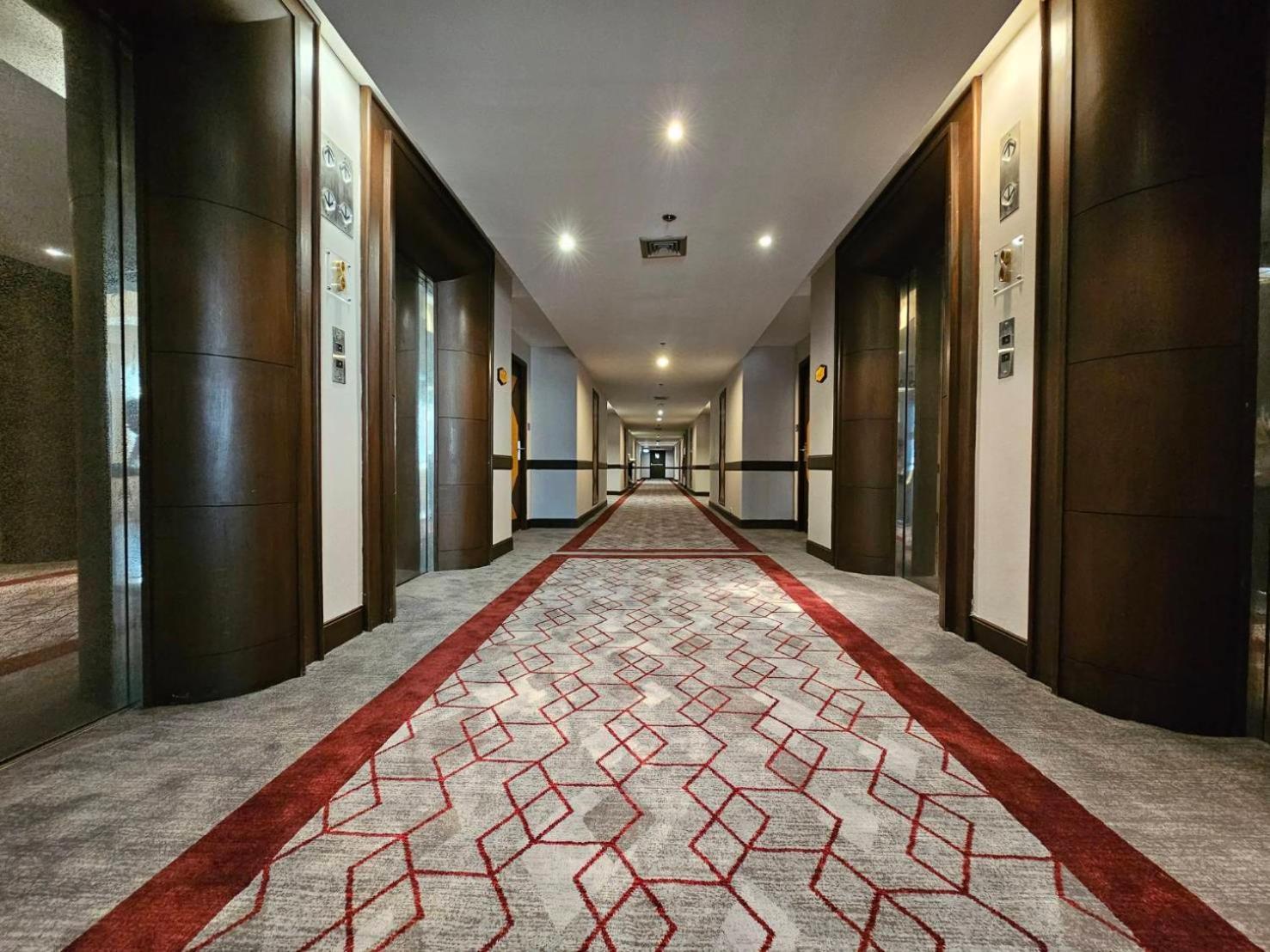 Zenith Sukhumvit Hotel Бангкок Екстер'єр фото