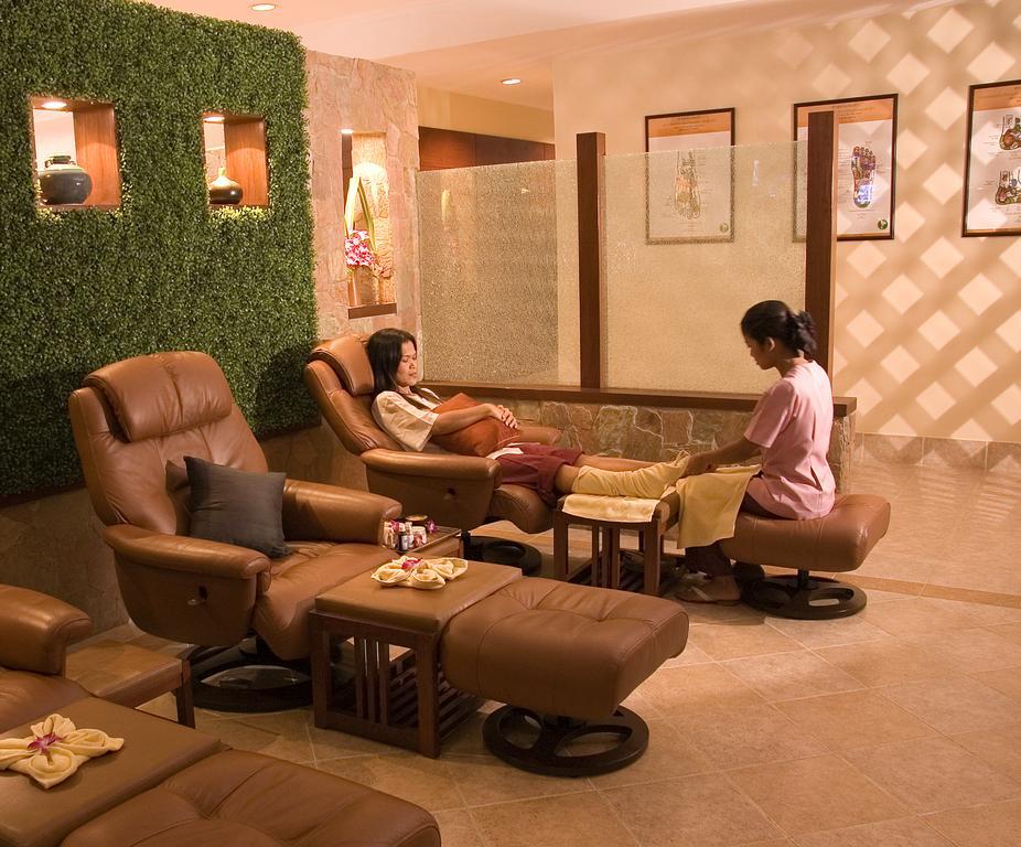 Zenith Sukhumvit Hotel Бангкок Екстер'єр фото