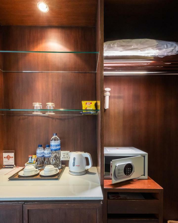 Zenith Sukhumvit Hotel Бангкок Екстер'єр фото
