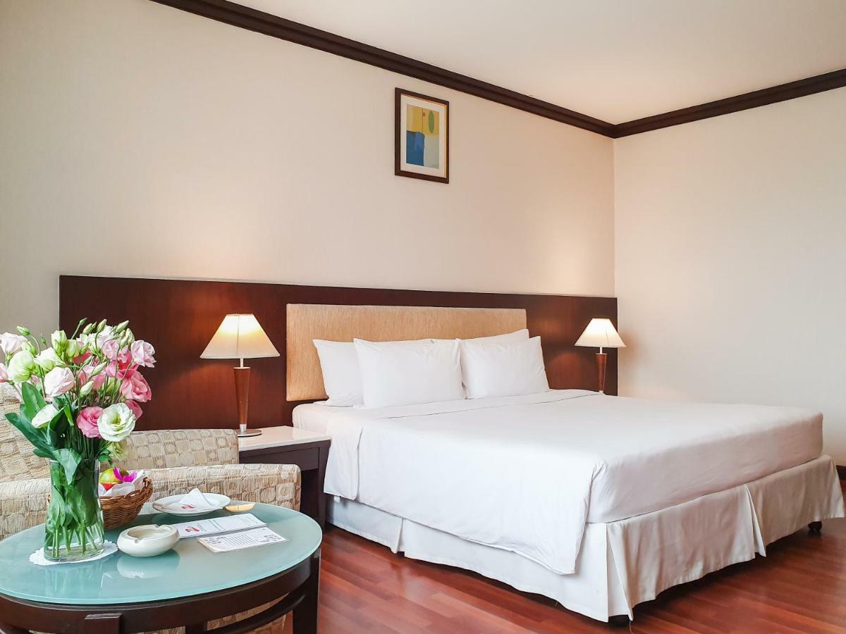 Zenith Sukhumvit Hotel Бангкок Екстер'єр фото
