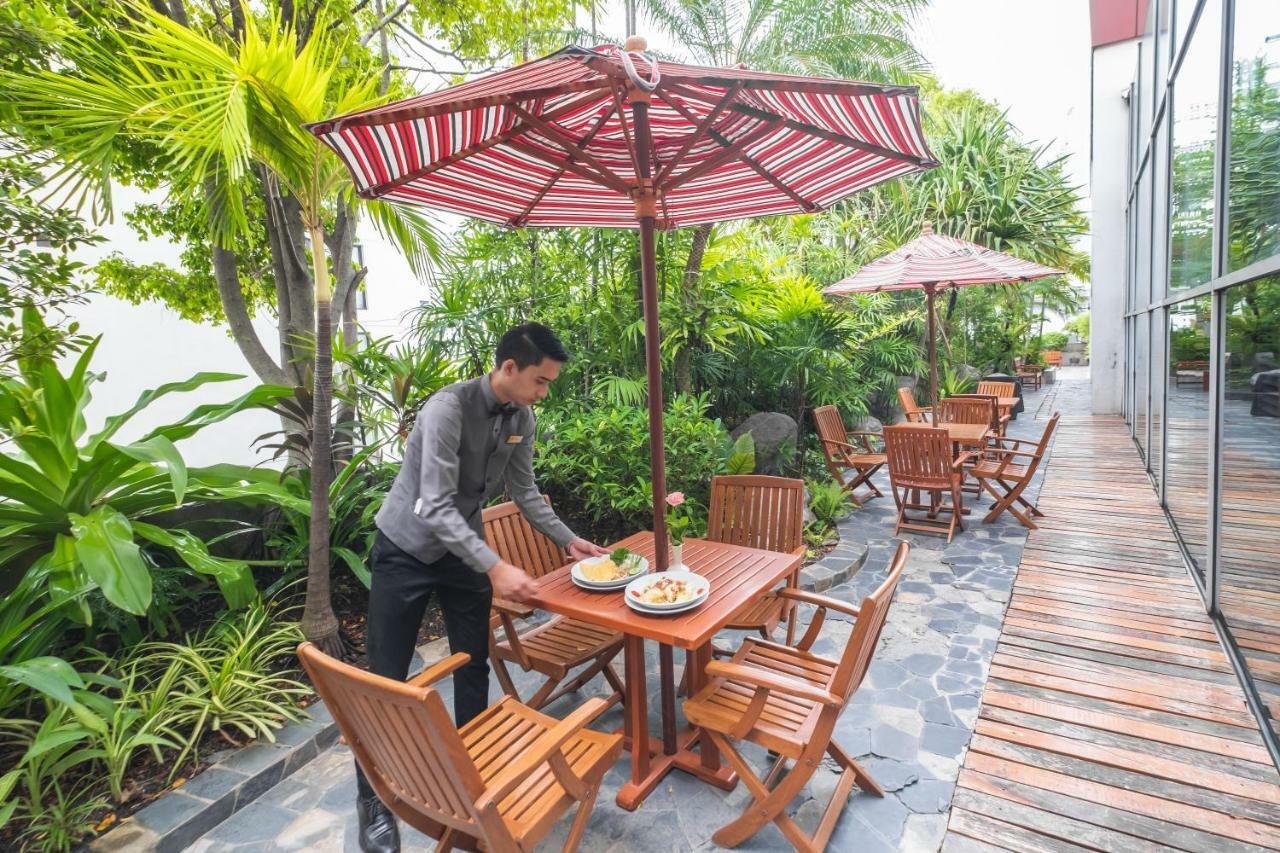 Zenith Sukhumvit Hotel Бангкок Екстер'єр фото